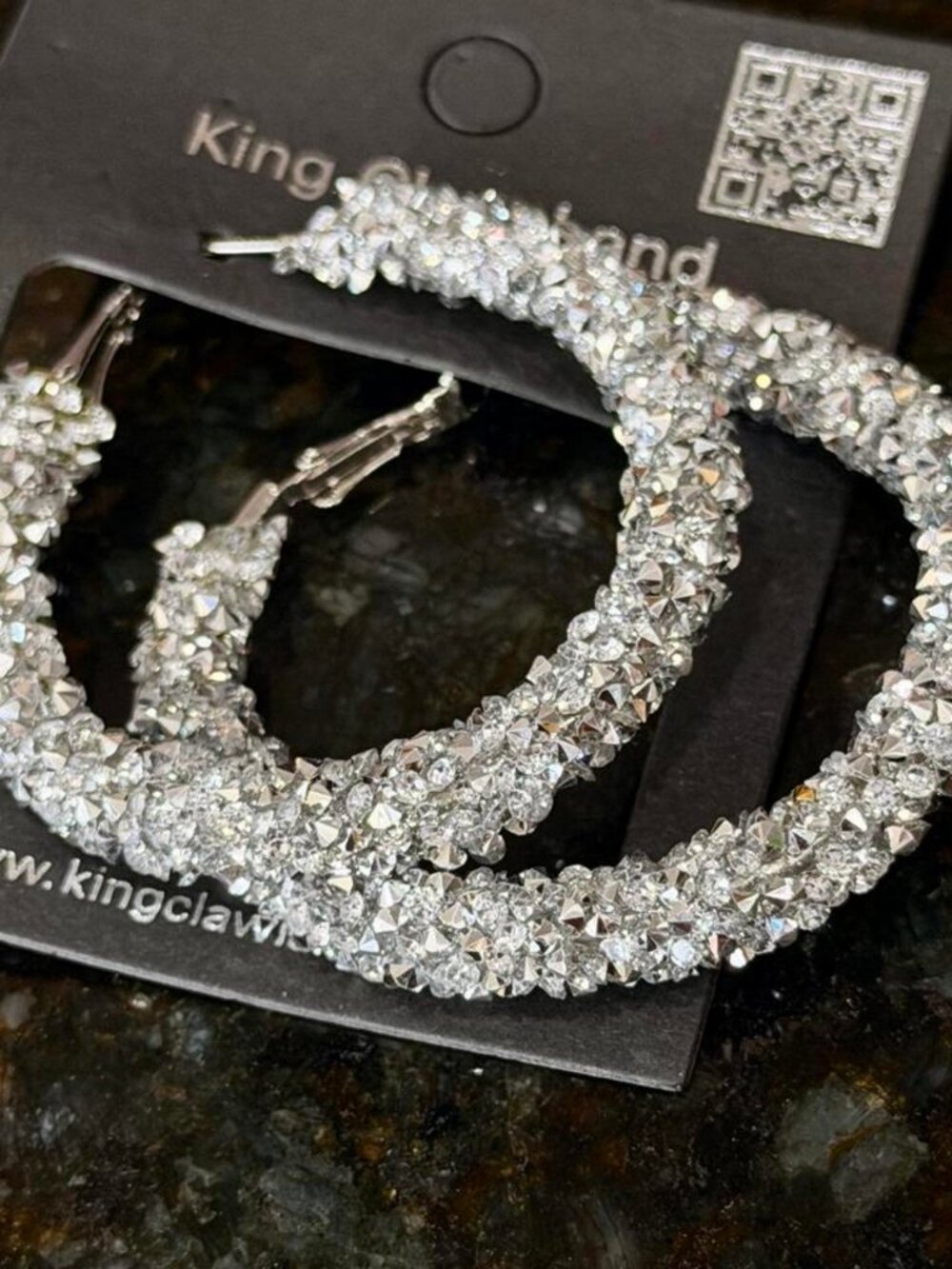 King Claw Land Silver Rhinestone Hoops